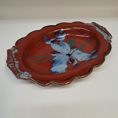 Click to view detail for #250291 Platter, Scalloped Edge Red $18